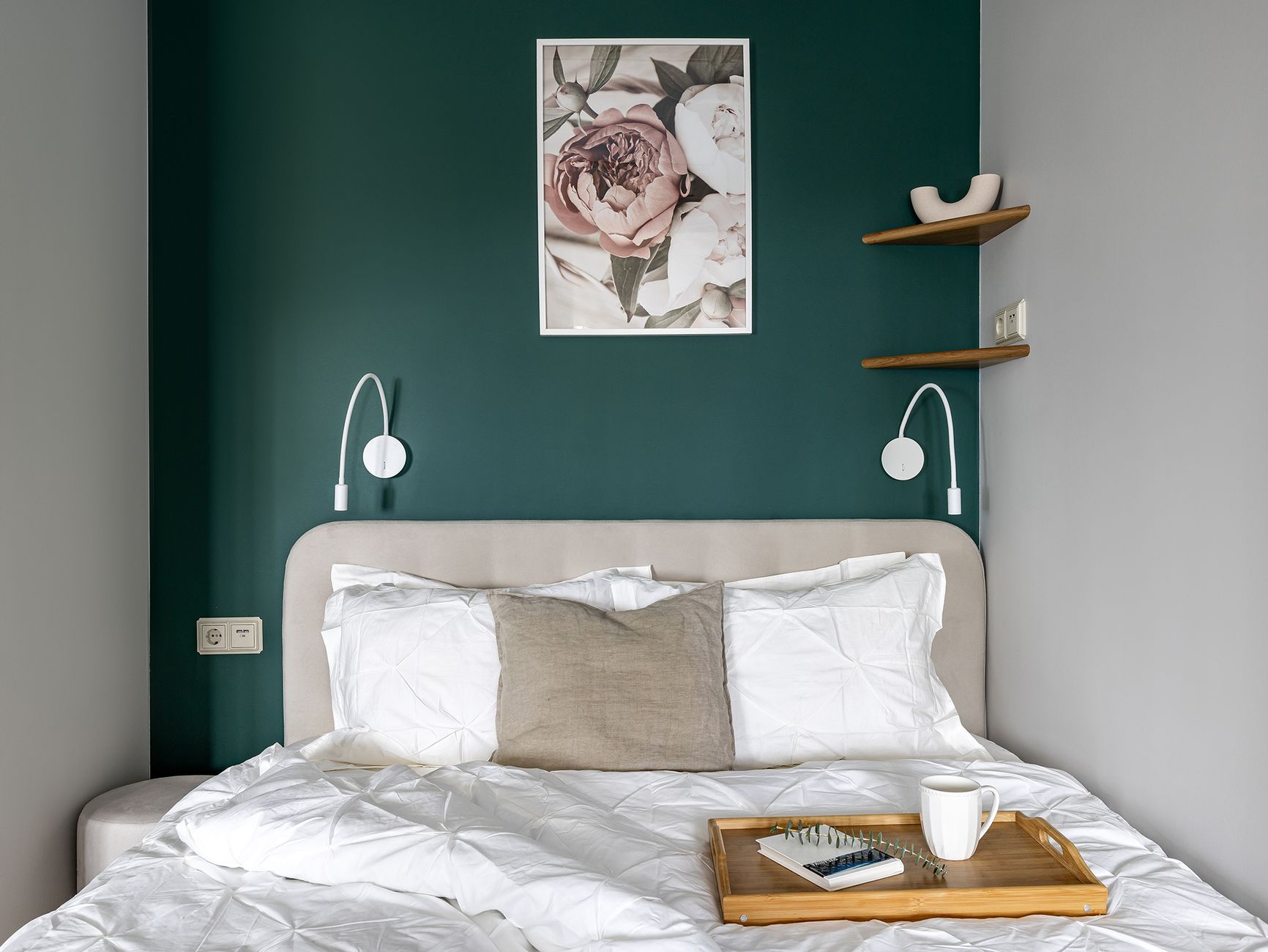 Изумрудные апартаменты на Петроградской