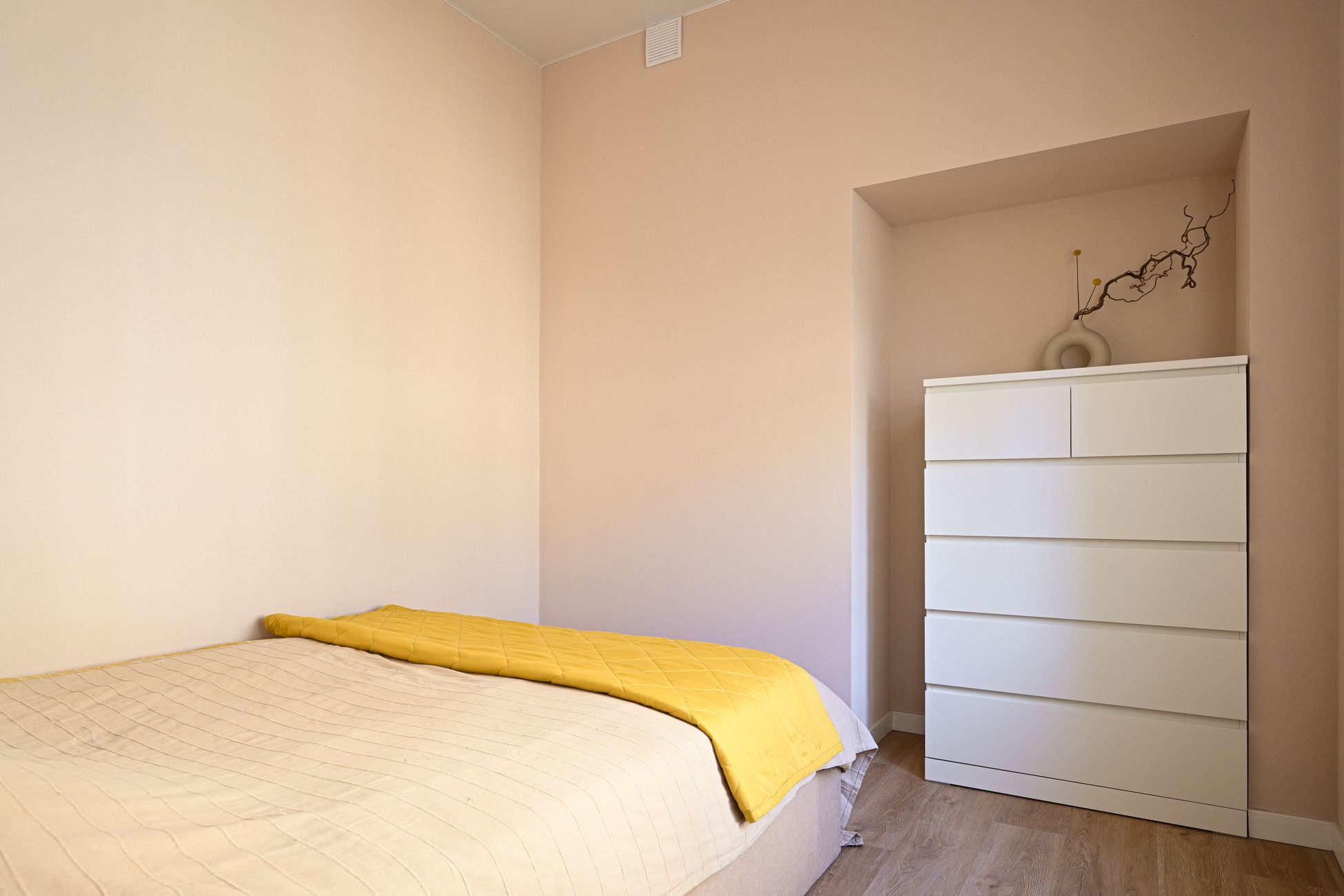 Солнечная квартира на Кирочной